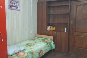 Eva Hostel 6