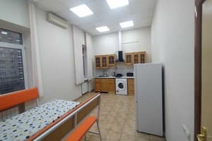 uaHOSTEL 4